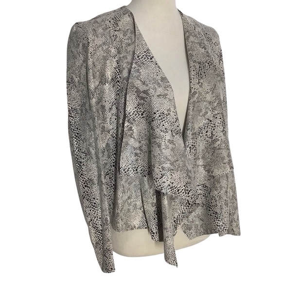 BLANKNYC Jacket Vegan Snakeskin In Snake Eyes Size XS NEW - Picture 12 of 16